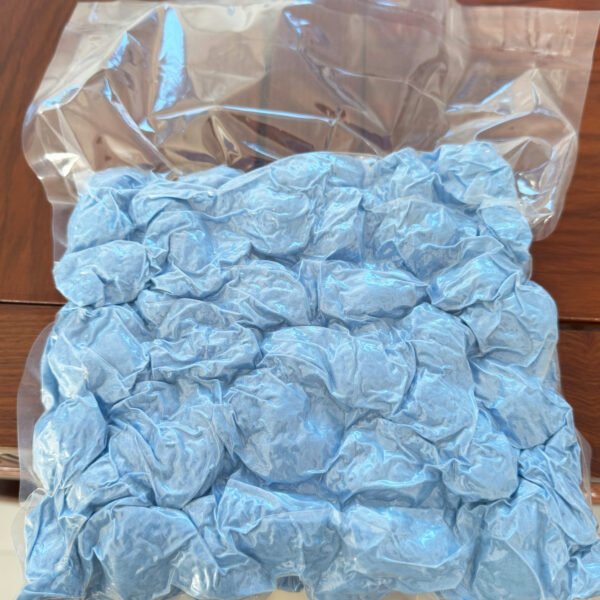 Real image of vacuum-sealed blue polyester filter balls